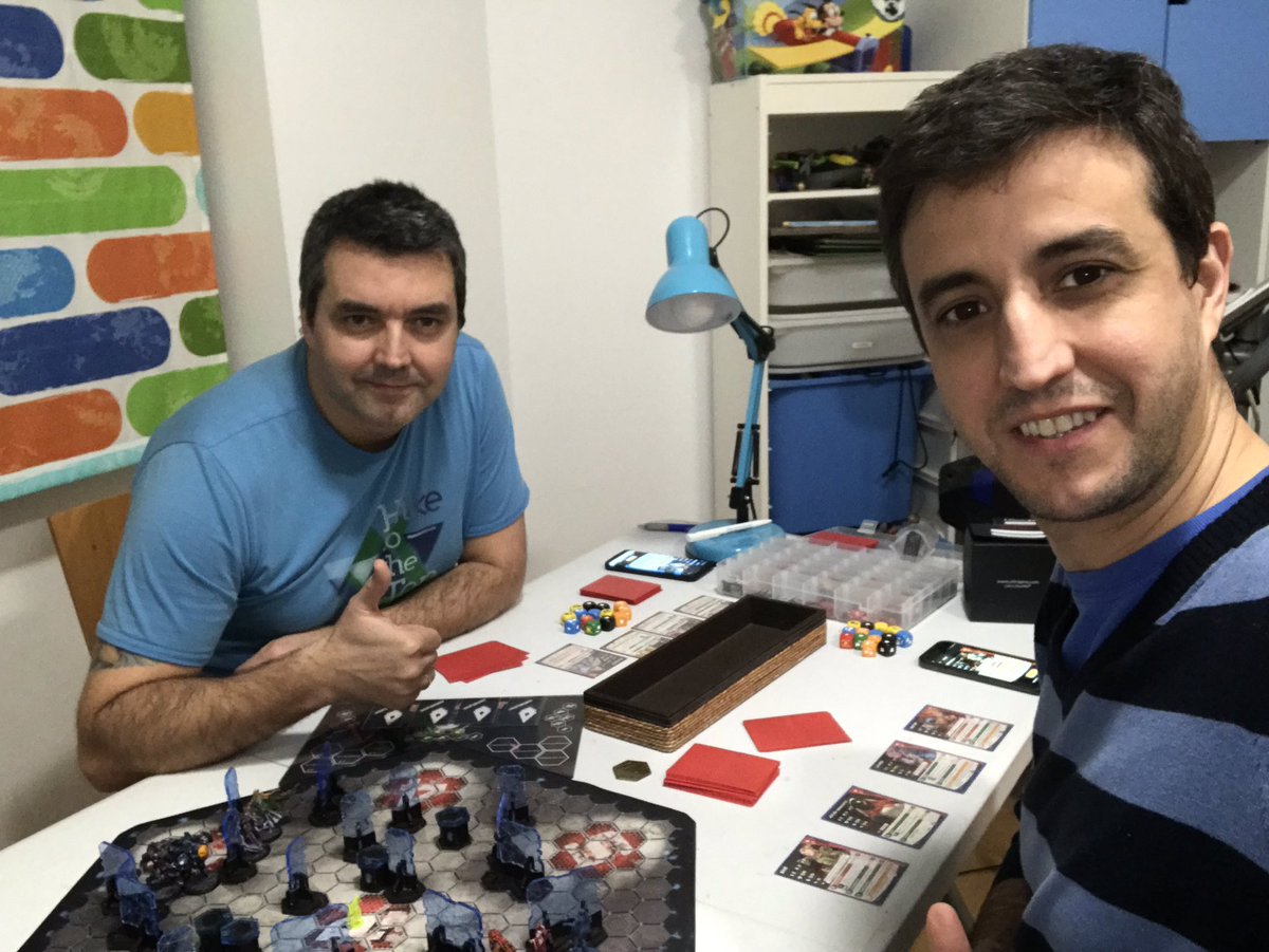 ¡Vamos a probar esos nuevos aristoi de la última expansión Double Trouble de <a href="/AristeiaTheGame/">Aristeia!</a>! Y muy pronto, reseña en el próximo <a href="/ecosdelhexadome/">Ecos del HexaDome</a> #gogogo 💪