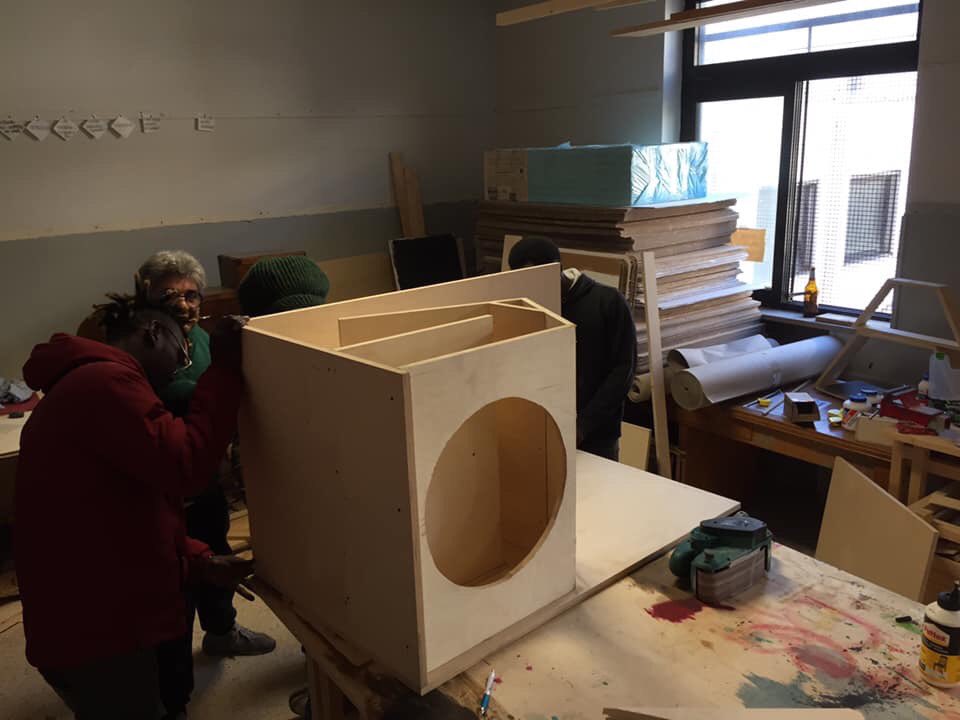 CulturaleGru's tweet image. “WOOSIC - Falegnameria Sociale Musicale”
entra nel vivo.
Il nostro weekend di autocostruzione nella falegnameria di Spazio13 è appena terminato! I primi due bassi sono pronti! i nostri ragazzi sono entusiasti e motivatissimi!
#vincitoripin #pingiovani 
Regione Puglia ARTI Puglia