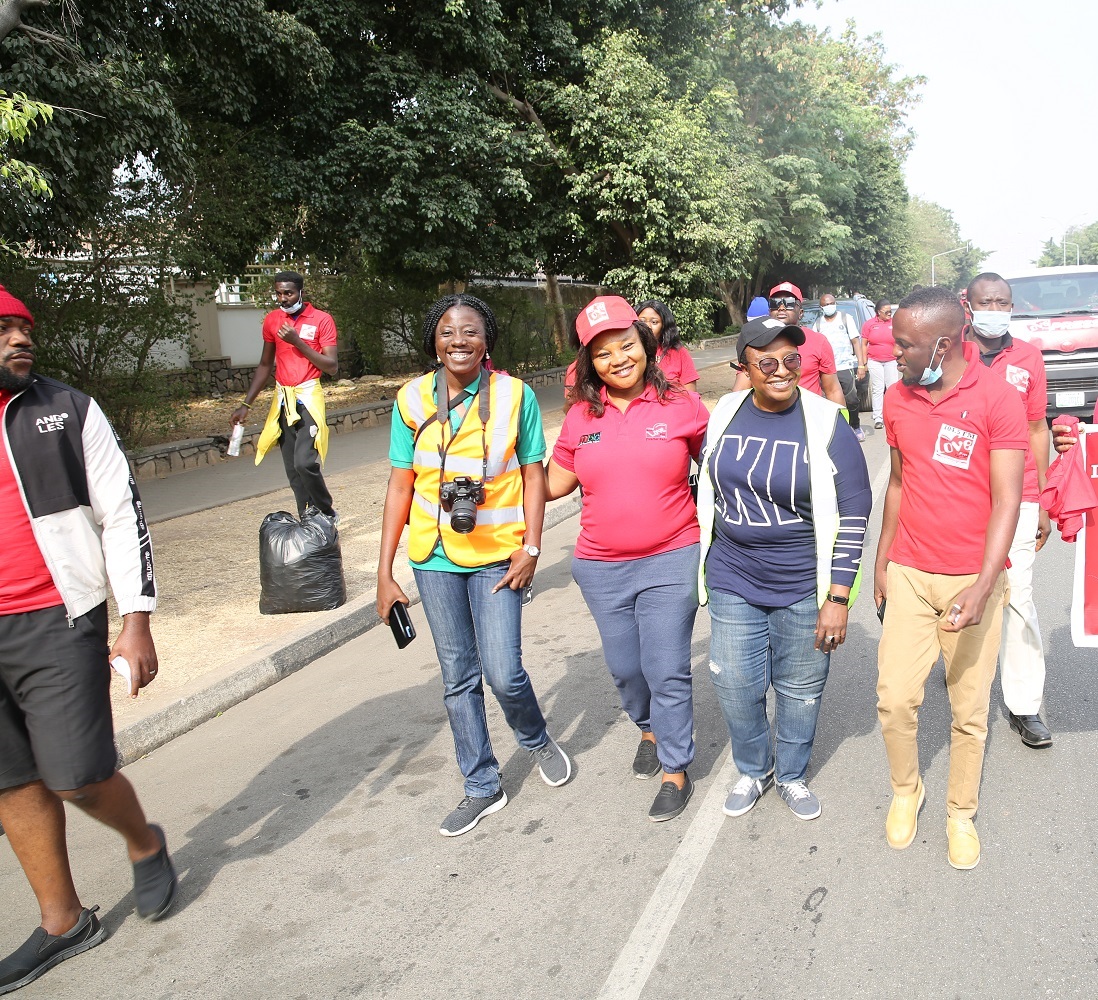 IHVNigeria's tweet image. Washing hands regularly, keeping the environment clean &amp;amp; rodents away, properly covering &amp;amp; cooking food, covering nose &amp;amp;mouth when coughing/sneezing with tissue or flexed elbow, are effective preventive measures. #roadwalk #awareness #sensitize #PreventLassa