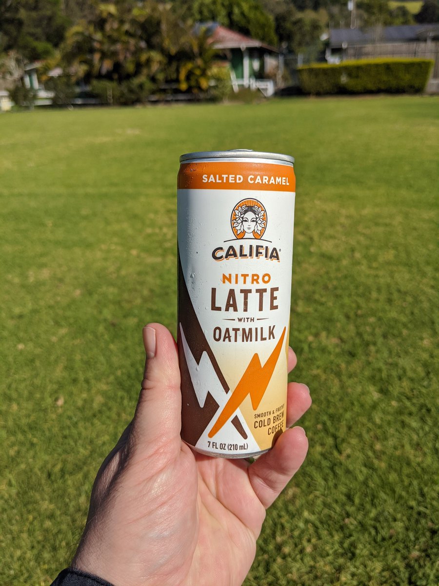 808plantbased's tweet photo. These are pretty good. @CalifiaFarms make a quick #dairyfree go-to #latte #nitrobrew #espresso #DitchDairy #notmilk #nilk #dairyisscary #plantbased #GoVegan https://t.co/y8O3CDhxU5