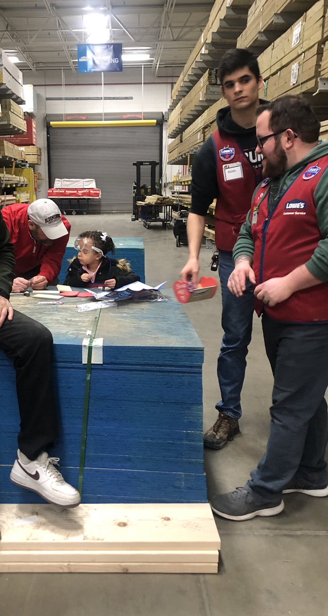 BethlehemLowes's tweet photo. Kid’s workshops are back at Lowe’s! 🔨🔧 Today we built Valentine’s card holders. 💞 Join us next month March 14th for our table top basketball project! 🏀 Register today at https://t.co/QLOxP64Z29  @R7Tweets https://t.co/d4GU4PAnnV