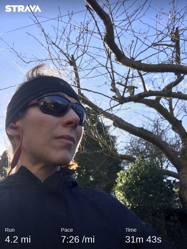 GabrielaHitchc1's tweet photo. This week #runningtrainingplan did not go to plan at all 😕 Was going to run about 8-9 miles today to avoid weather tomorrow but run out of time to do it. This week wasn’t my good 🏃🏽‍♀️week. Lets hope next week goes to plan🤞🏼#halfmarathontraining #fitness #winter #ukrunchat https://t.co/yGhQCuMIg0