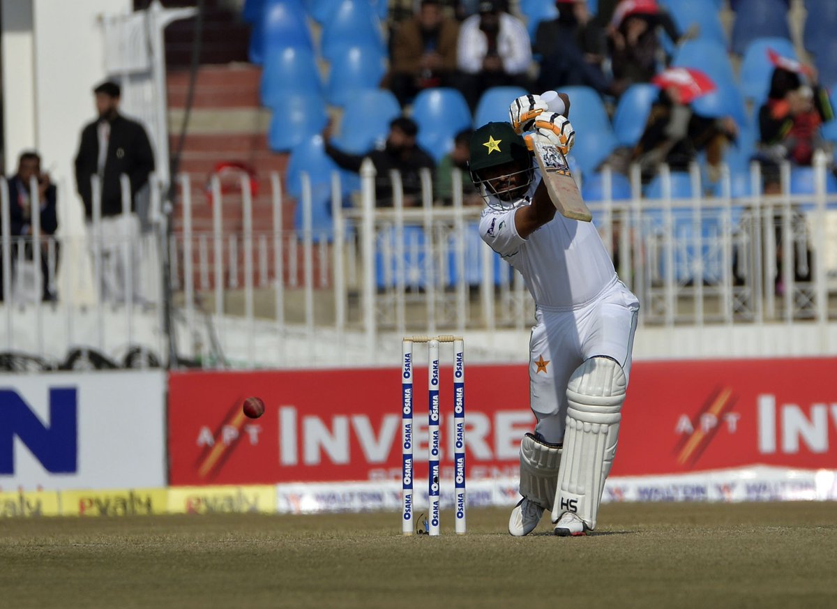 KingSiasi's tweet photo. #Pakistan Score 342/3 against #Bangladesh on 2nd Day of 1st Test Match played at #Rawalpindi. #Amazing_Crowd Welcome Bangladesh Cricket Team.
#WelcometoPakistan🇵🇰
#1stTestMatch
#PakistanZindabad🇵🇰 https://t.co/Z0WY2iOVBg