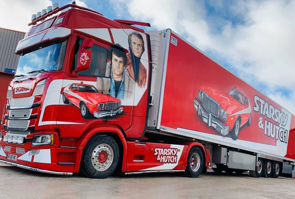 bandit_kevin's tweet image. I love this tribute truck to #StarskyAndHutch along with #Zebra3