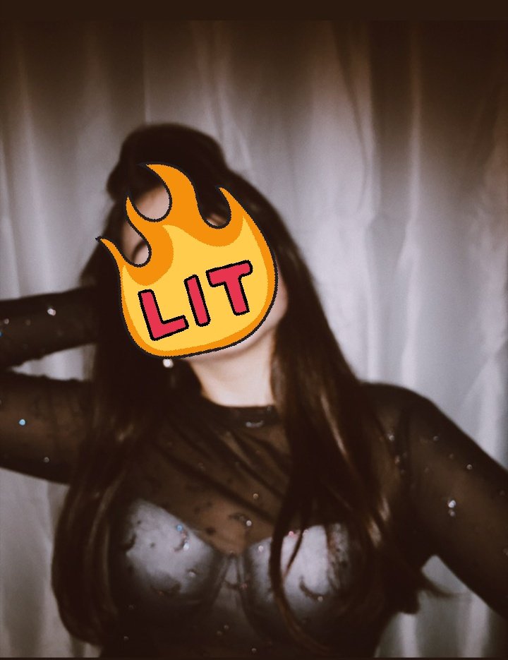 Sevgilimin sütyenlerine boşalmak isteyen yokmu