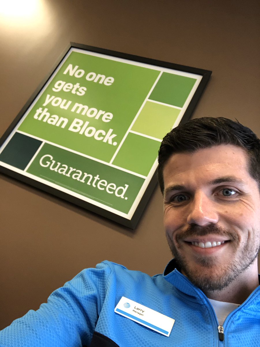 DanielRay3896's tweet photo. RT.60 and @LarryMo15479923 representing the Dawgpound at H&R Block in the Eastern Heights Shopping Plaza! @404girl @DaleB1 @GKeiling #ATTEmployee #LifeAtATT #Dawgpound #DubVNation https://t.co/8zu8TDmP0k