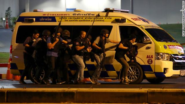 A manhunt is underway in Thailand for a solider accused of killing at least 20 people in a shooting spree on Saturday, police say cnn.it/2Sy39Z6