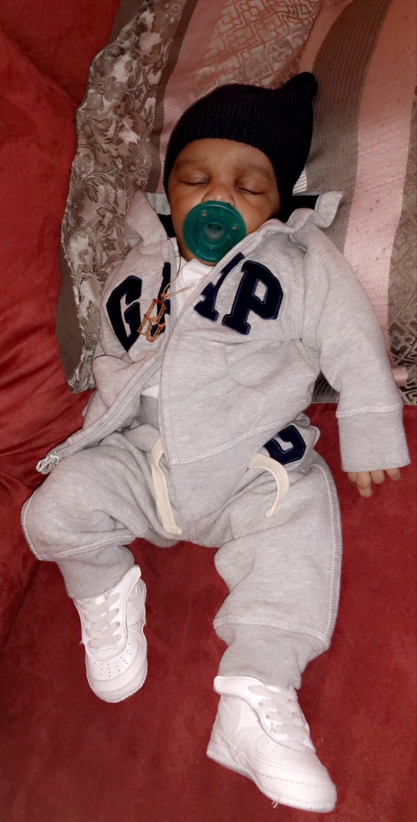 All4Lexus's tweet photo. His brother not here so he gne do it for em 💪🏾💙🤞🏾👬 #MySecondBorn #LLDJH https://t.co/BDCiZqlVSG