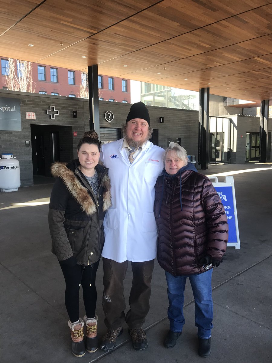 DrChuckElls's tweet photo. The party is definitely at @CHSFieldStPaul for @destwinterstp ... and yes, I was the only person in a lab coat. #12degreesinthesun #superslide #45TV #scrollthrough @kstc45 @KDoranKSTP https://t.co/TDpRf8o9CA