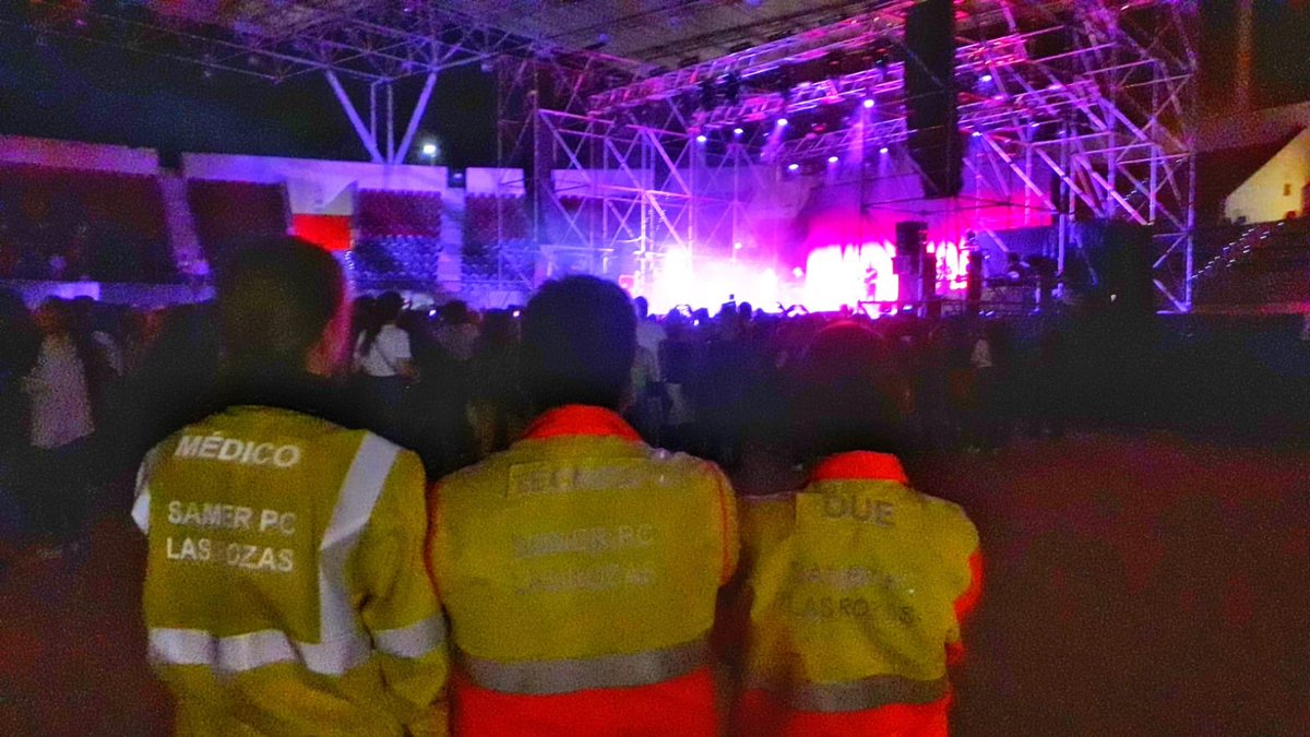 MariaRosa_AA's tweet photo. Hoy mis compañeros d @SAMERpclasrozas ha sido agredidos

Siento tanta impotencia...

#Médicos #enfermería y #TES estamos siempre para ayudaros
Todos los días, 24h,todo el año. 

Mi repulsa total a esta injusta agresión y mi apoyo incondicional a mis compañeros. 

#StopAgresiones https://t.co/2xb8ViYSzt