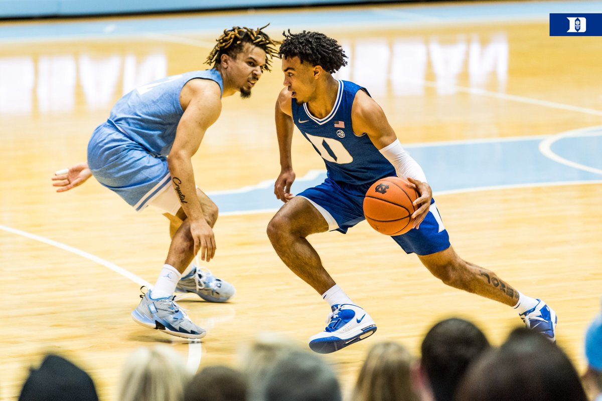 DukeMBB's tweet photo. Tre's got 16 and the 13-point deficit is down to 2

83-81 🐏 | 16s left https://t.co/NiaGLaDabP