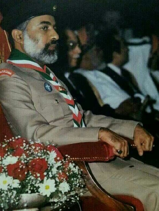my_976's tweet photo. #قابوس_بن_سعيد
إني اشتاق إلى القيامة لأرى وجهه 
وهذا ابلغ ماقيل في الشوق💔 https://t.co/FBJTZmjZdF
