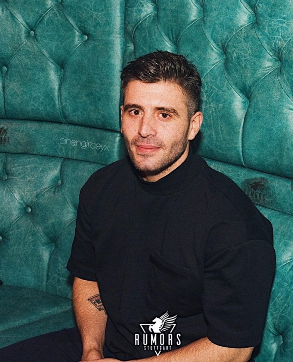 джихангир джейхан в сериале девушка за стеклом. джихангир джейхан. азер чукур. эдже яшар и джихангир джейхан. джихангир джейхан.