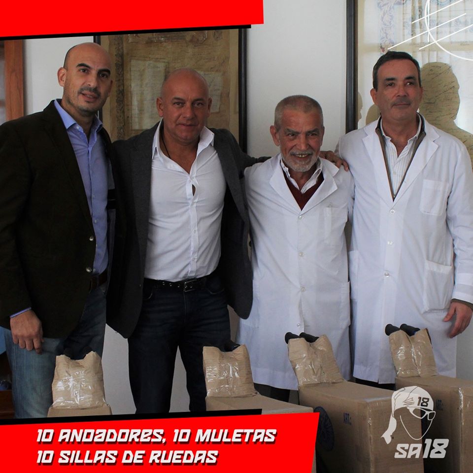 #SA18Solidario, #Donación de 10 sillas de ruedas, en la Maternidad Santa Rosa. Junto a autoridades.
Estos son mis podios y medallas que guardo en mi corazón. 
¡Superarse es ganar!

#ultramaratonistasolidario #solidaridad #superarseesganar #1km1sonrisa #donar