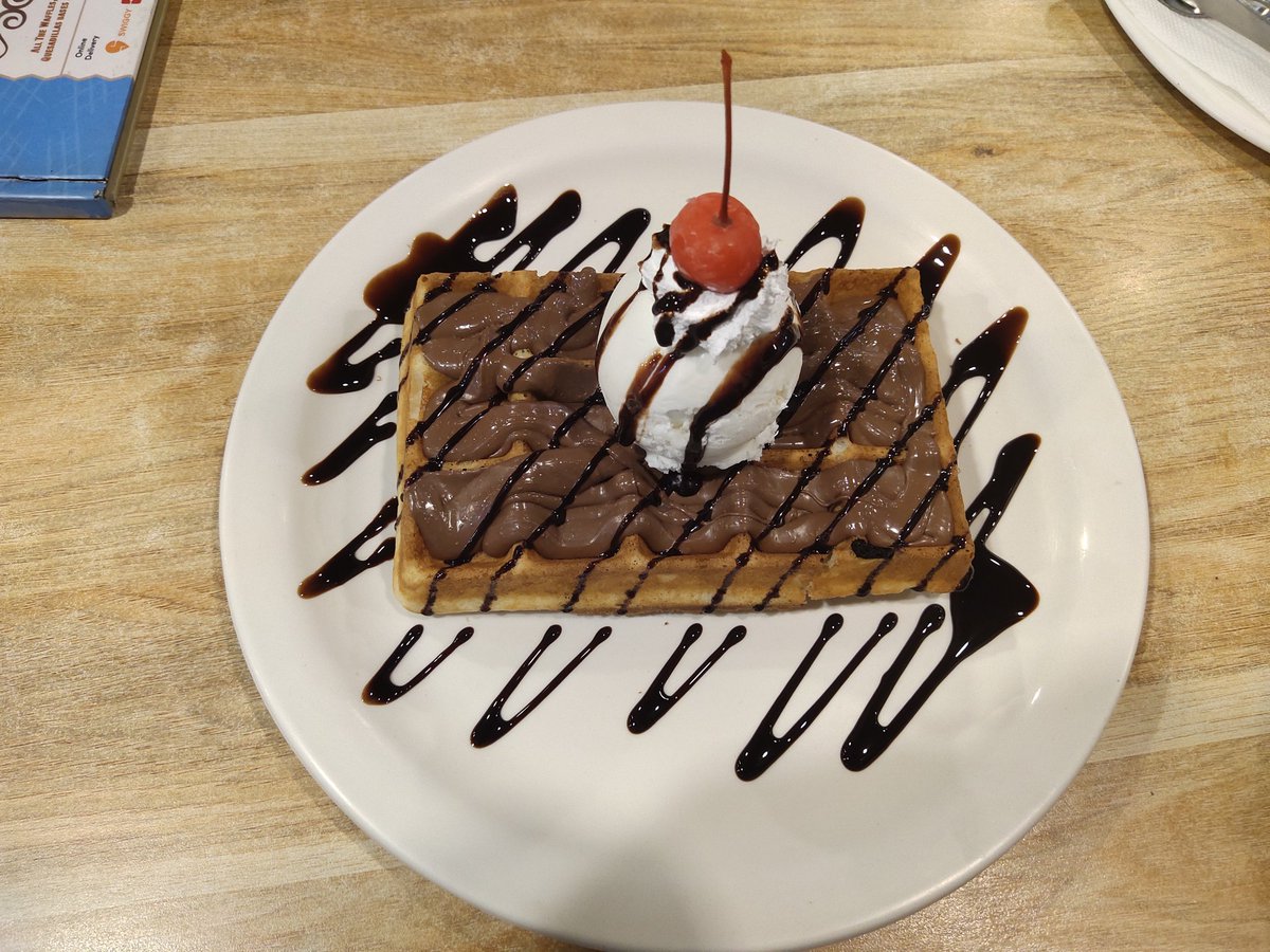 the_dream_saver's tweet image. The best thing in Bangalore!
#WaffleMagic
#AlexaEverywhere
#AshishEverywhere