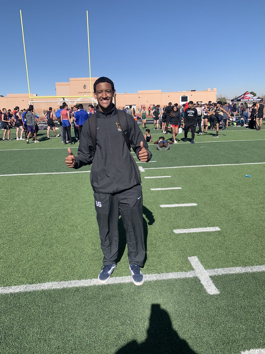 Mr_Nathaniel4's tweet photo. Donta Hayes won the long jump with a jump of 22-7 and the triple jump with 45-3 https://t.co/tQ2M5nOaVX