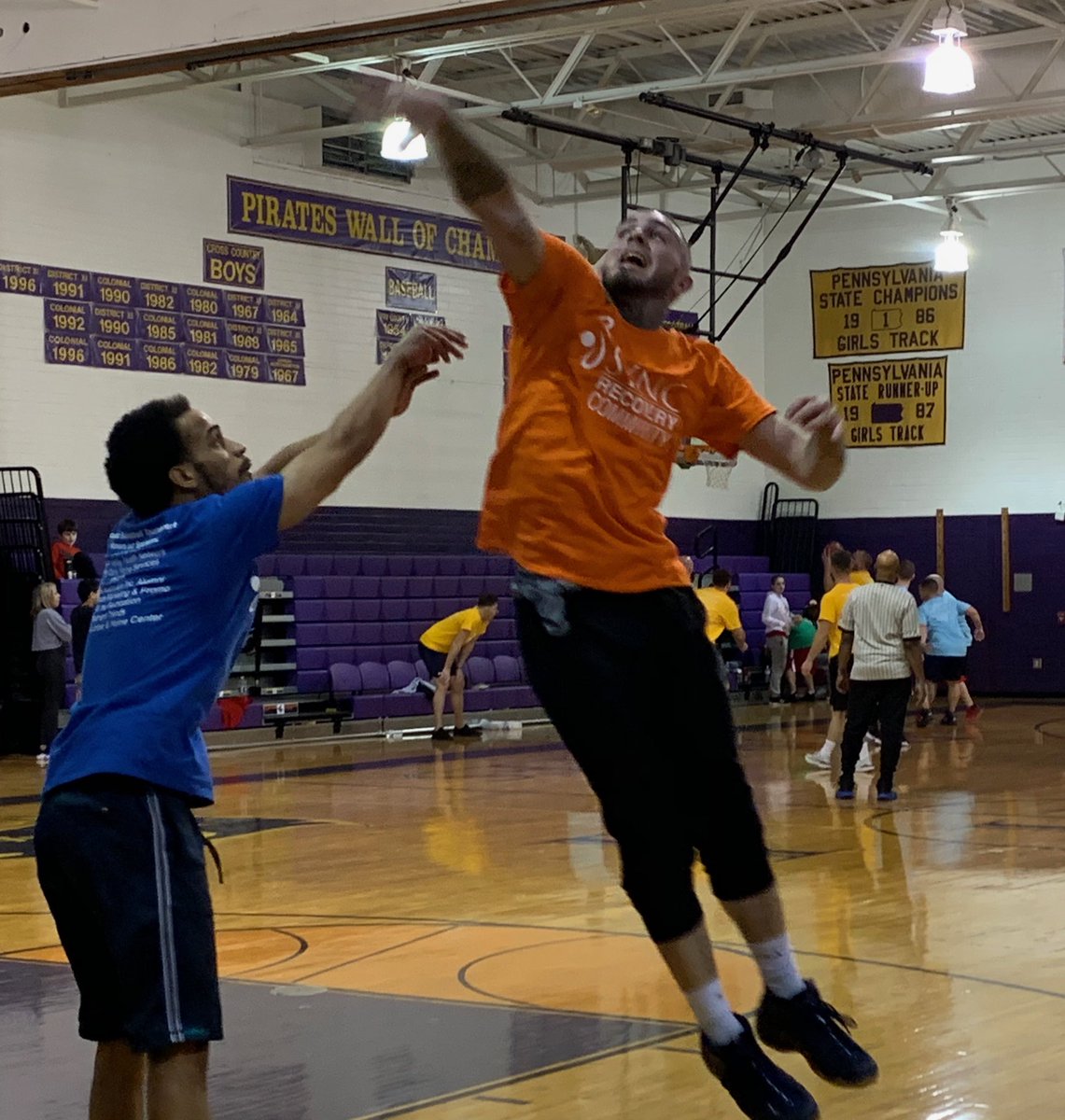 Terrific time today! Thanks to all the players for bringing your game, volunteers for bringing your heart, and side liners  for bringing your support! You make BBALL a blast!! #actionbasedpeersupport 
<a href="/PyramidHealth12/">Pyramid Healthcare</a> #recoverycentersofamerica #treatmenttrends