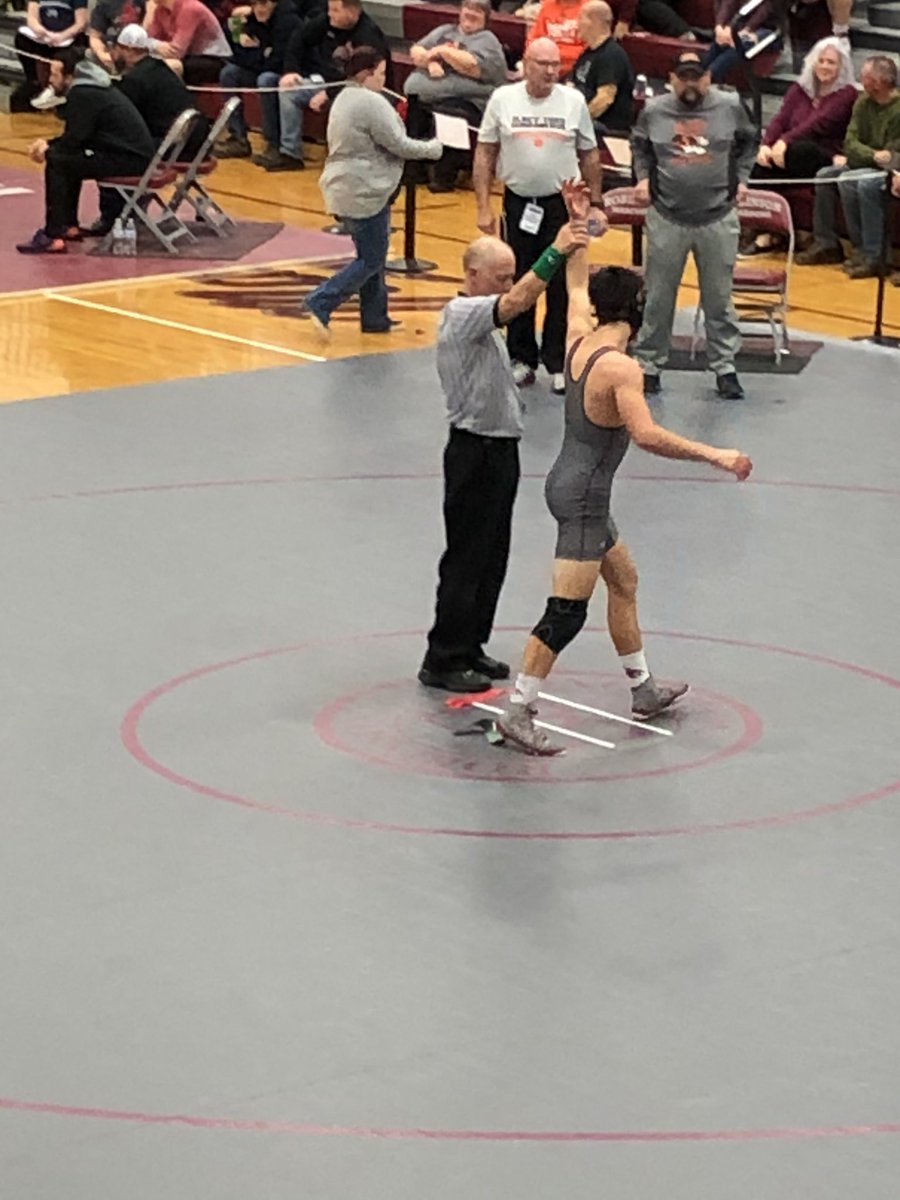 RHSADBrookman's tweet photo. Congrats to Jeff Hermann on winning regional and also setting a new school record for career wins 130!!! https://t.co/iZ6DHFKhQA