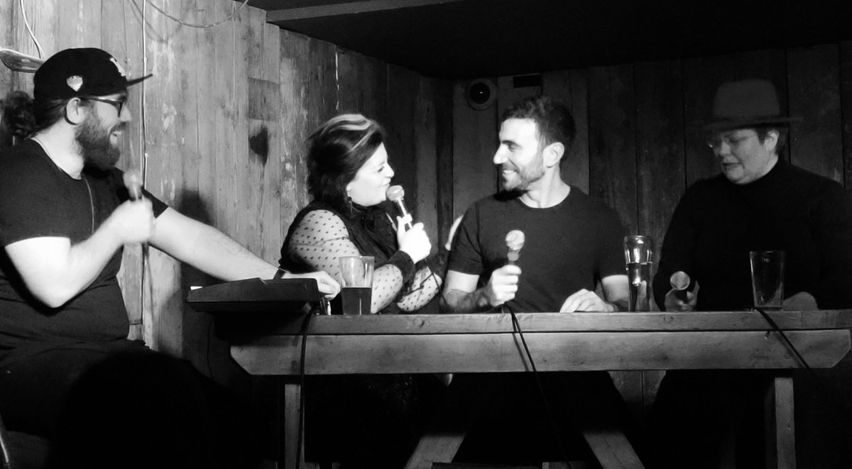 Comedypodcastde's tweet photo. Great day at #owlchella podcast festival
@AmusicalShow
With @brettgoldstein
#amusical https://t.co/JmVkcZhCIk