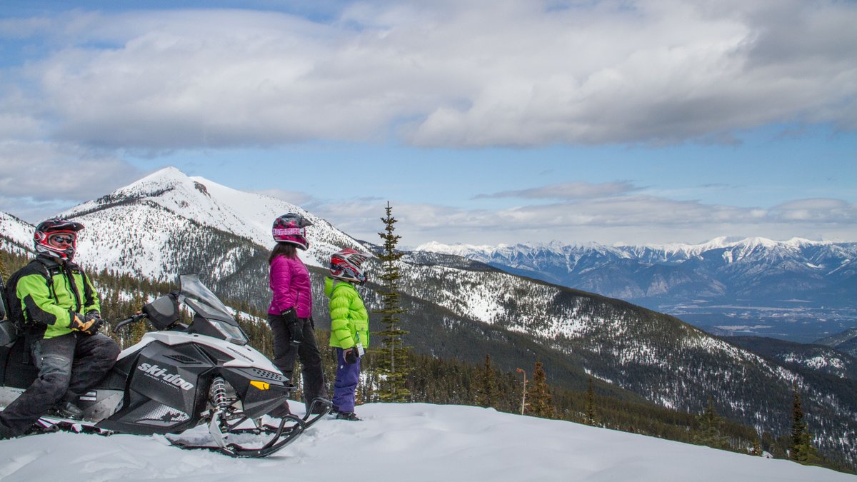 Paradise Basin snowmobiling has something for the whole family. Ride the scenic trails to the remnants of an early mining town, take in lunch in the cozy cabin and enjoy free time in the open powder bowl. Suitable for all ages and abilities. bit.ly/37pD7gu