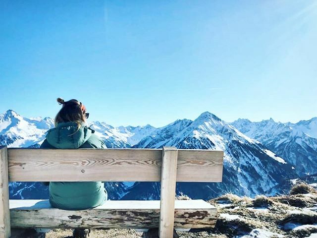 TracingKaro's tweet photo. Showing this gem around my mountain home 💁🏼‍♀️ Couldn't have asked for better conditions 😎💎 #chillertal
.
.
.
.
.
.
#mountains #mountain #mountainlife #mountainlove #mountainlovers #mountainview #mountaintops #mountaingirls #winter #snow #austrianalps #a… https://t.co/55uvOQOxyR https://t.co/bTMRhbQMJC