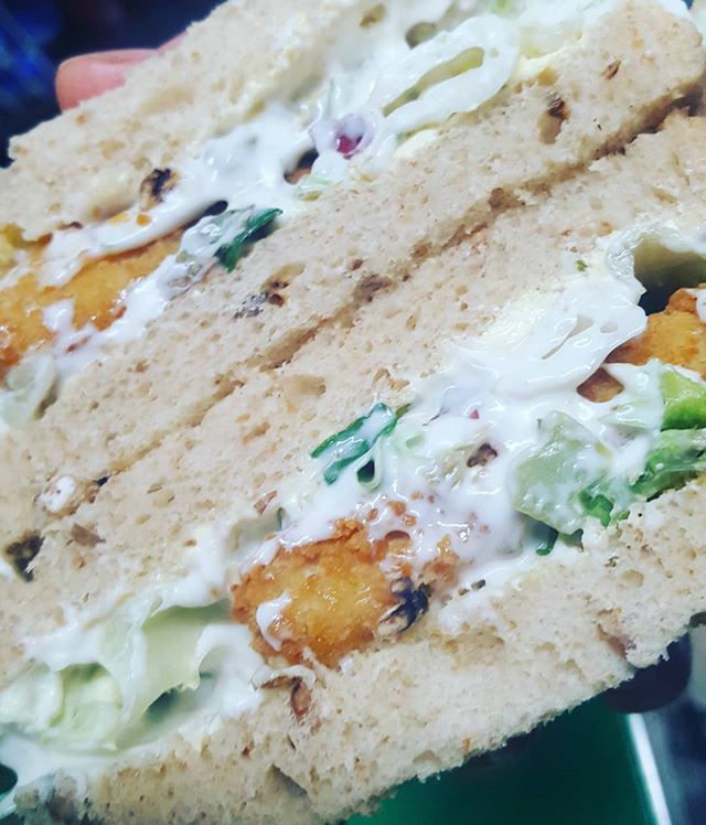 cafe_thrive's tweet image. Tomorrow (sunday) is last day to grab a fishless finger sandwich! Our other specials, 'poutine' and jackfruit 'fish' and chips are also available until we run out! #specials #thrive #fishfree #vegan #plantbased #whatveganseat