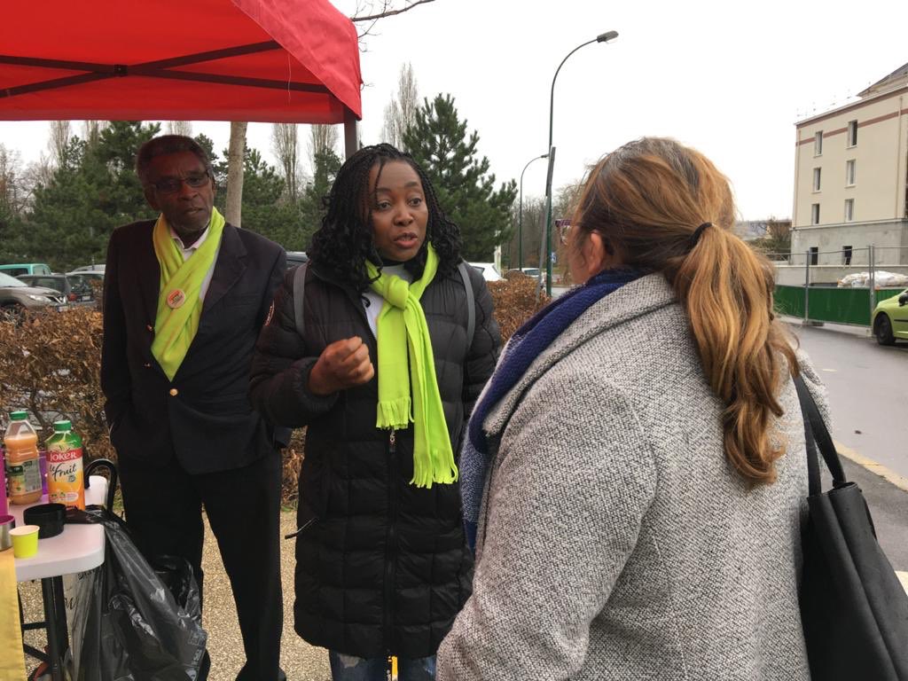 ChangeonsdereT's tweet photo. Beaucoup d’échanges autour du point café dans le carré Sainte-Honorine : sur la préservation des #espacesverts de proximité, les pistes et stationnements #cyclables, la pratique libre du #sport et les #commerces dans les quartiers
#ChangeonsdEre à #Taverny avec #ThomasCOTTINET ! https://t.co/dHU0ntyfxl