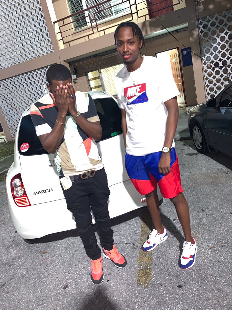 StarBoy_Zoe's tweet photo. Happy birthday brother, bless up ya self @EasyMoneyTray 💯😎🙏🏾 #JustBooks 💸🤫 https://t.co/sjRKmYh2ry