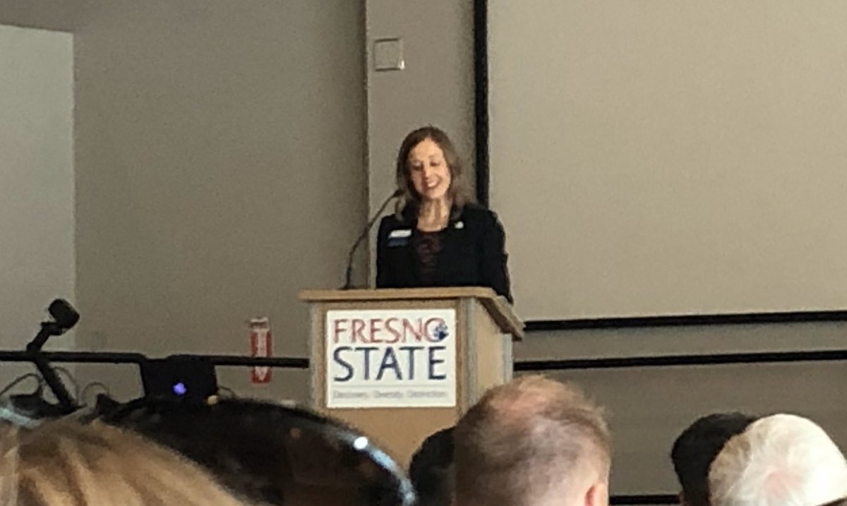 CaseyCreamer16's tweet photo. Congratulations to CCM Director of Goverment Affairs Alyssa Houtby, Board member Jared Plumlee, and the rest of Class 49 of the California Agricultural Leadership Program!  Leaders who make a difference!  🍊🍋#Class49 https://t.co/txpk0wgtZY