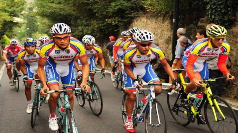 ConElMazoDando's tweet photo. Selección de Venezuela en ciclismo participará en el Tour Colombia 2.1 https://t.co/1kLqwAxQ0E  #FebreroDeDignidadYRebeldia https://t.co/LqCfQQAUaL