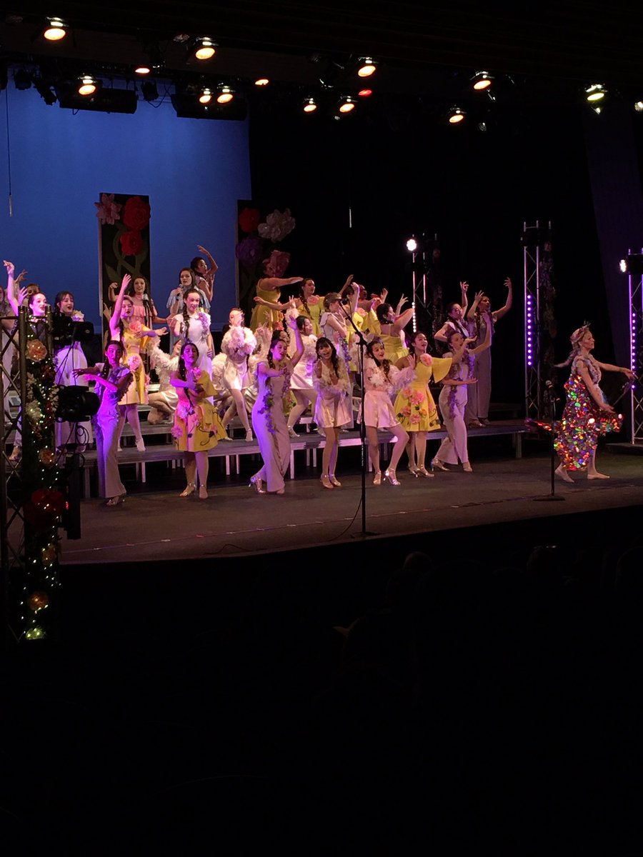 judi_stapleton's tweet photo. Congrats @CarlsbadChoir. Night With the Stars was such a fun show! Best of luck during competition season.  @CarlsbadLancers #cusdlearns https://t.co/pYGUnZqmOi