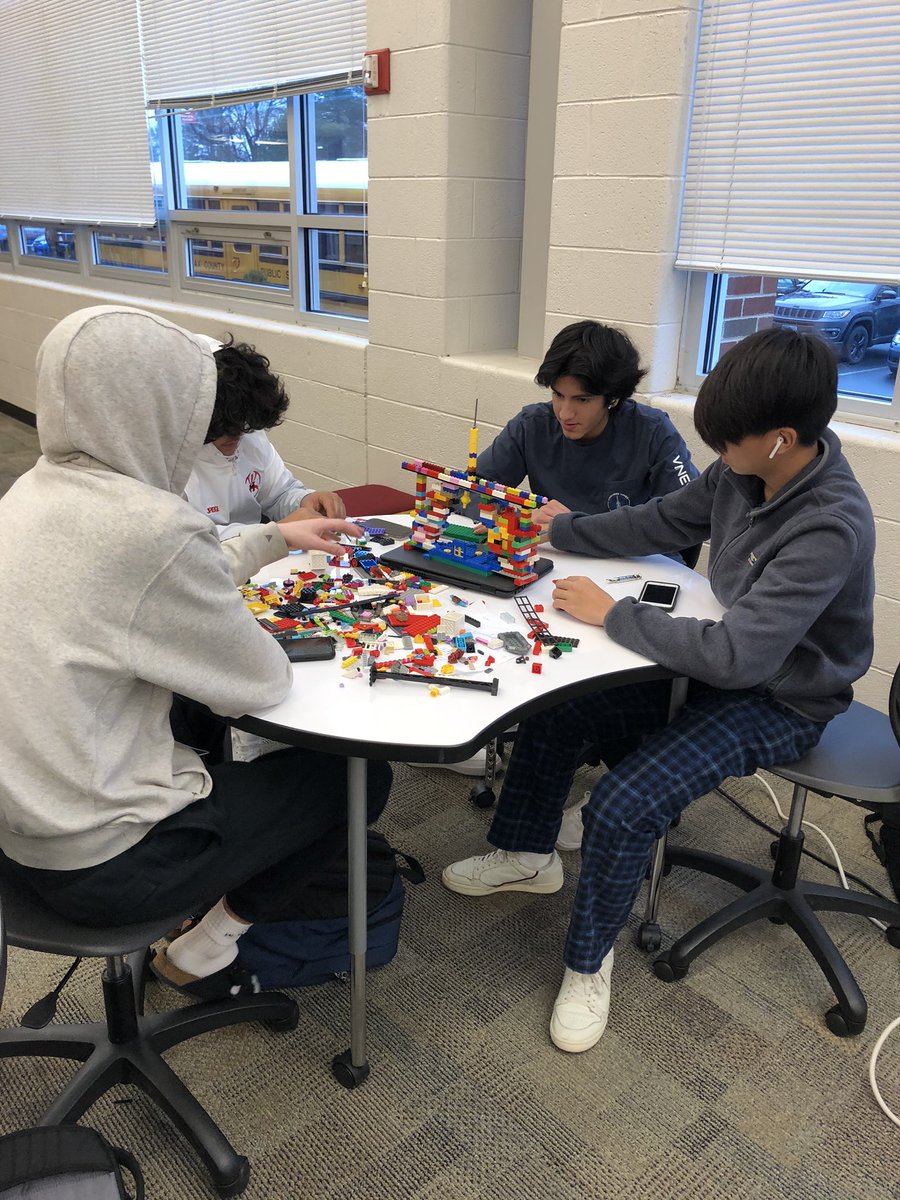 mad_library's tweet photo. Replicating Roman architecture, exploring topics around Native Son and Romeo and Juliet. #librarylife https://t.co/WYAYtJjeab