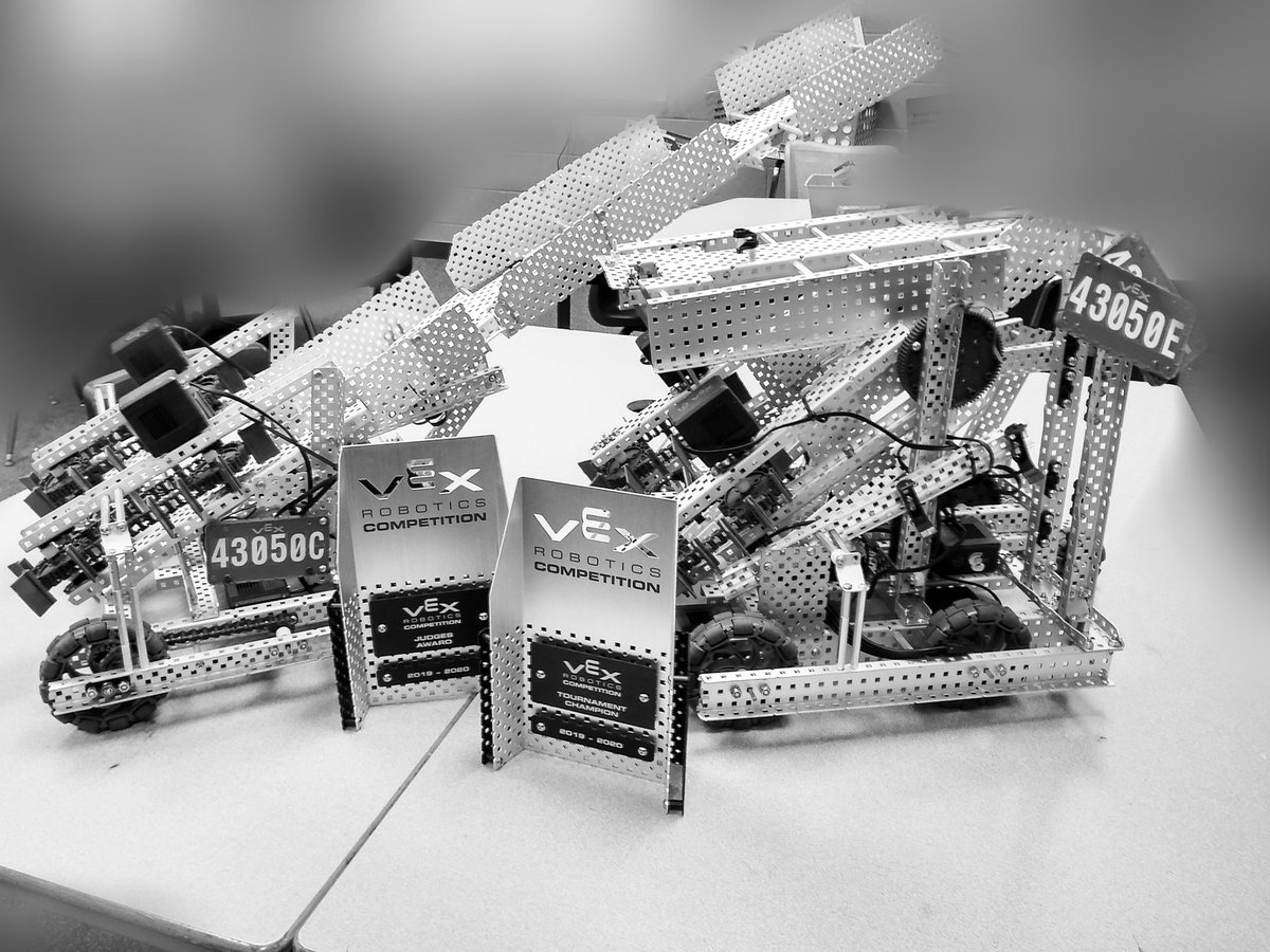 MVRobotics43050's tweet photo. #TeamMVMS #43050Yeet #MVMSRobotics https://t.co/6NvPZQyhuu