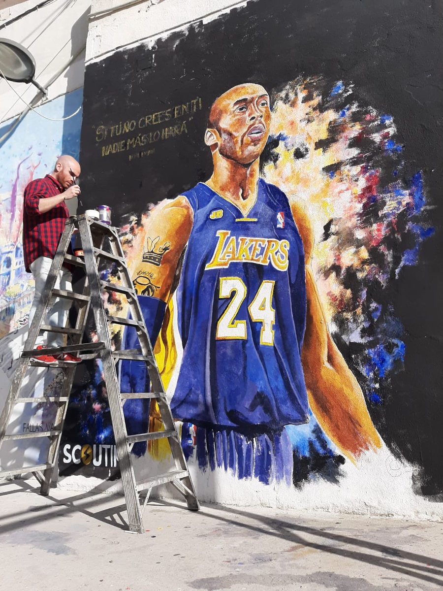 JonFatelevich's tweet photo. From València, Spain to @kobebryant with Love😍😔 #KobeBryant #KobeForever https://t.co/yYN3UKgFH5
