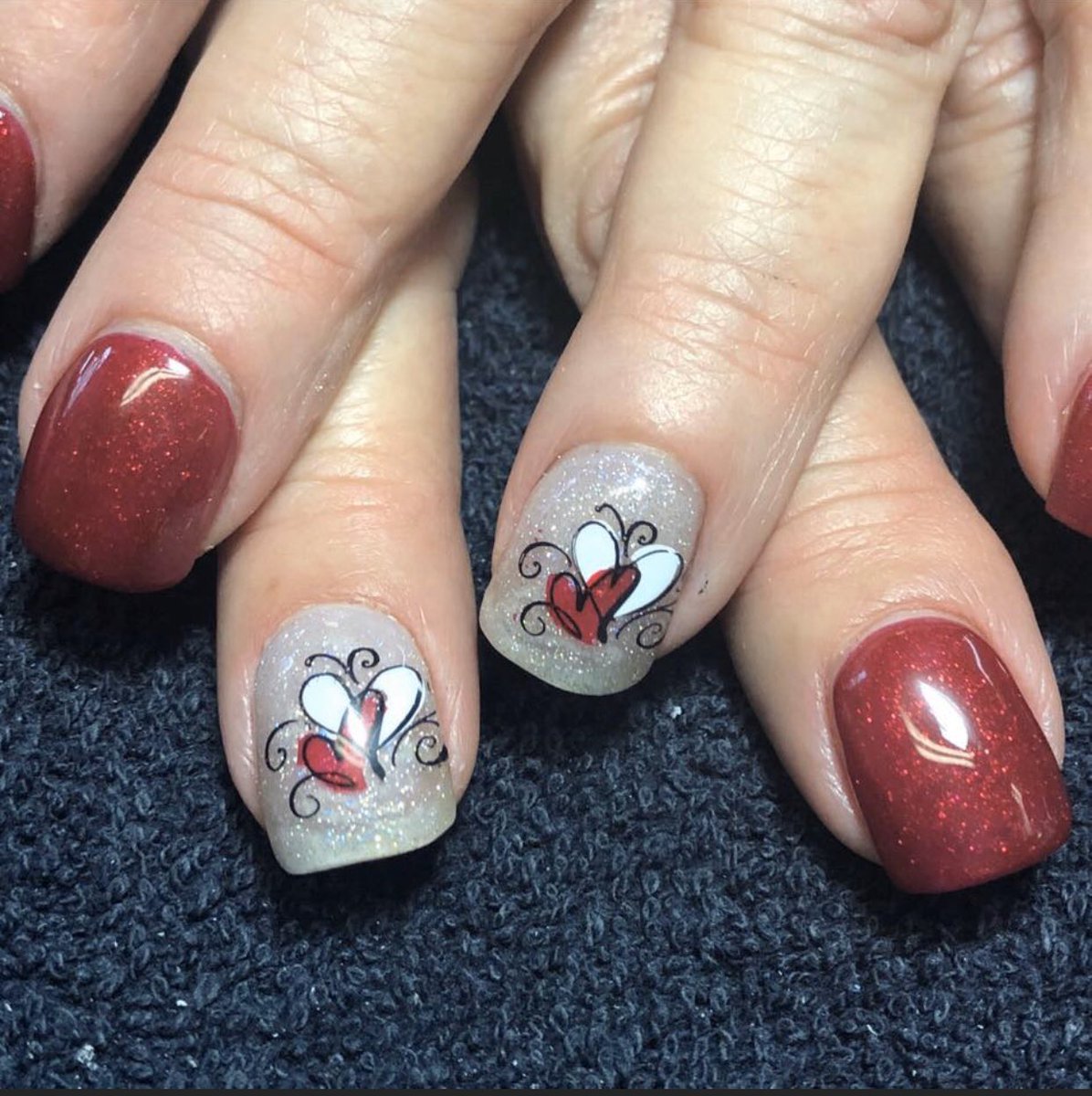 MichelezDooz's tweet photo. #heatnailart #scuptedacrylic #sculptednails #gelpolish https://t.co/zb3z0htanw
