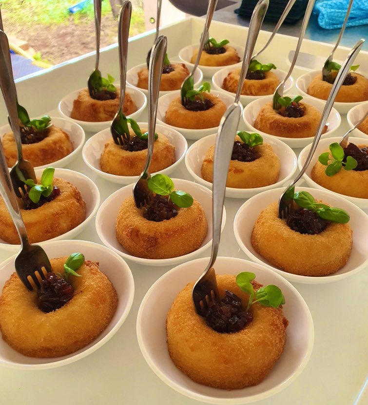 dandmcatering's tweet photo. Beach Club guests today at the #VicOpen will enjoy a fantastic selection of food and refreshing beverages as they take in all of the action of the final day 🏌️‍♂️ https://t.co/vuwDJtkR1O