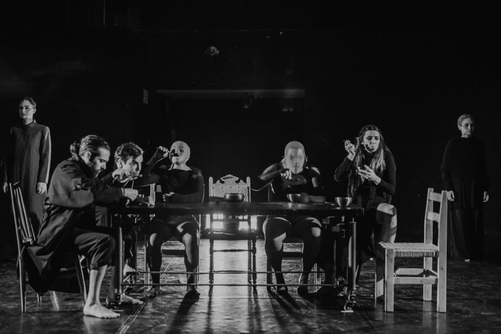 MarcoPoloenZap's tweet photo. 🎭🔝#Estreno |
El alma humana a examen en @nave_73 con #SEDOM ´Un pueblo llamado Pecado´. Una pieza de #JulioVargas sobre el texto inconcluso de #Lorca de ´La destrucción de Sodoma y Gomorra
📅 En FEBRERO: Viernes/Sábado 20h en #Nave73
#Teatro #Flechazos https://t.co/tSEOdtvWNo