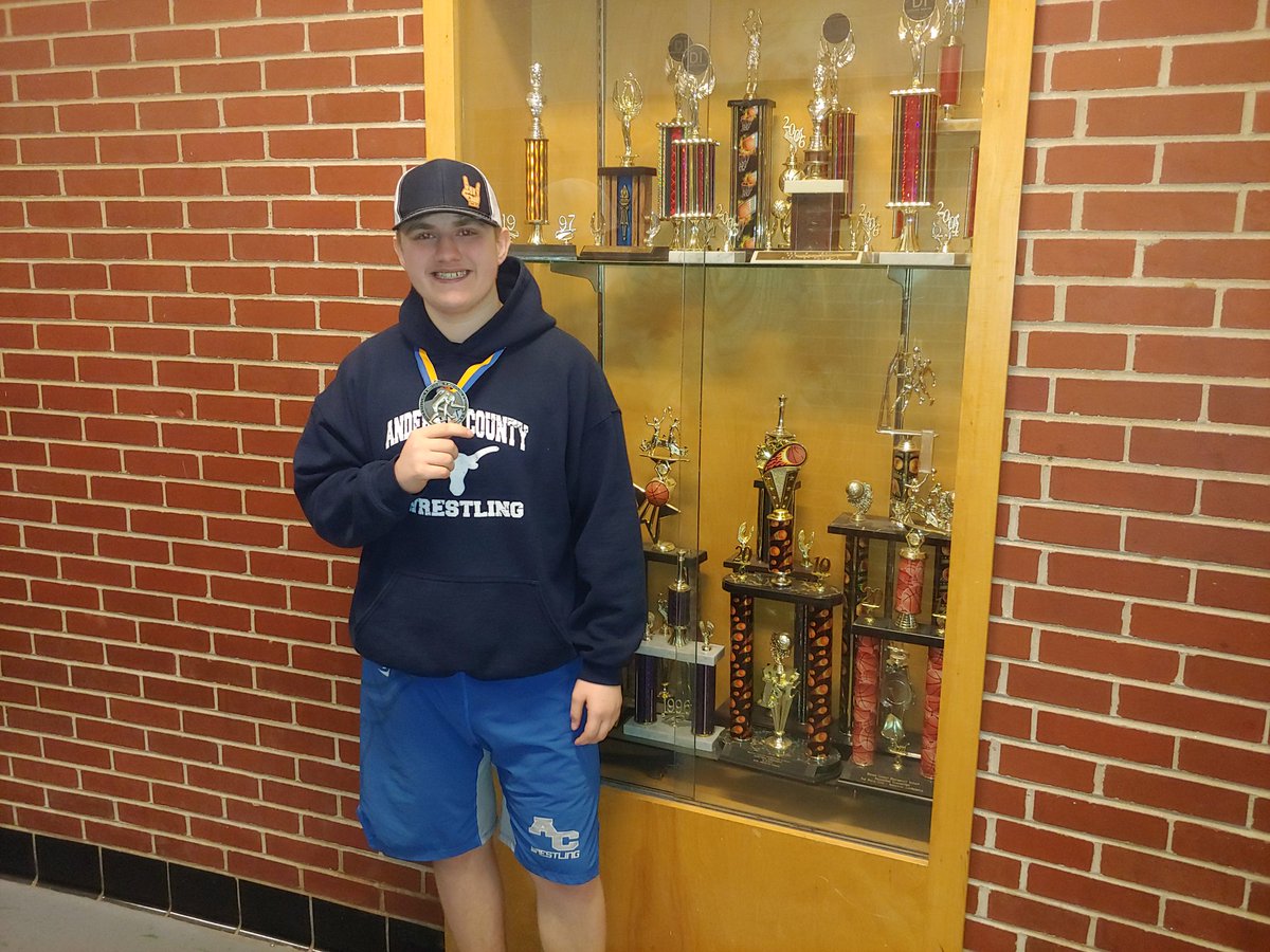 RD_Buckner's tweet photo. Super proud of this guy right here @KyleBuckner20 for taking home 1st place and pushing through some difficult times this week. @AcMaverick @ACMav4Life @SenatorFootbal1 #Acmatmen #Mavs https://t.co/5yG6O5e2VT