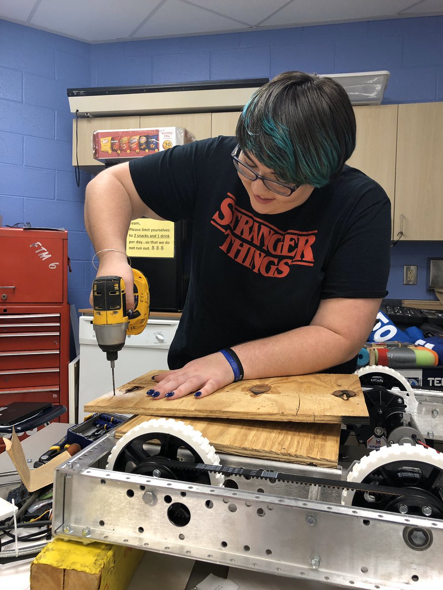 aynorrobotics's tweet image. Robotics in full swing!  
#firstlikeagirl