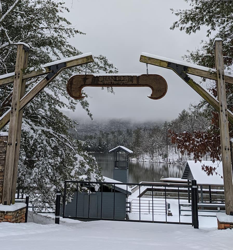 campwoodruff's tweet photo. It has been a beautiful, snow filled day here at Woodruff. 

Thank you to Ranger Byron for the pictures. https://t.co/mPgLamAgpj