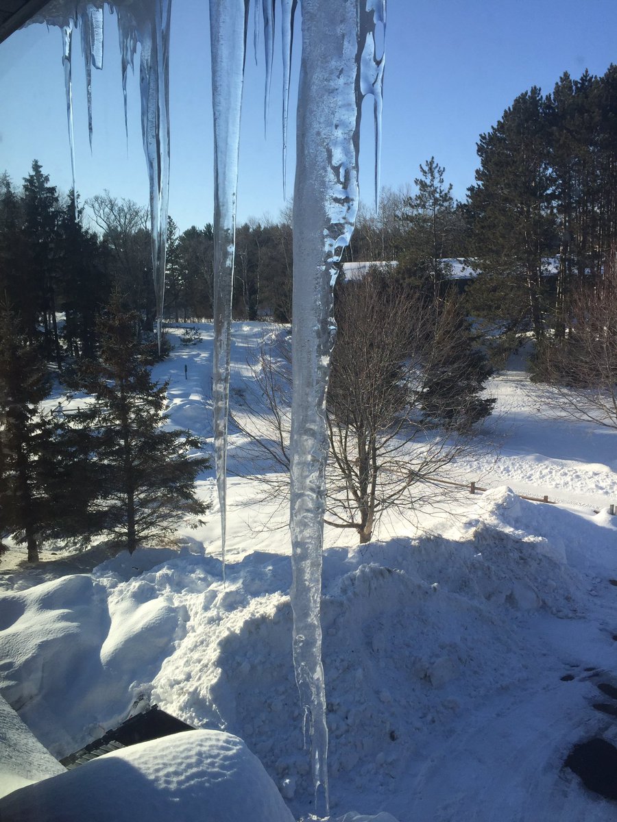WayneMessmer's tweet photo. After years of hearing about Pond Hockey in Eagle River, WI, I finally made it. While in town, it’s a chance to sing the National Anthem before the Eagle River Falcons game at the Dome tonight? Game On! at 8:07pm. #PondHockey #northwoodsfun #EagleRiverFalcons @Chicago_Wolves https://t.co/qYiKcjecqb