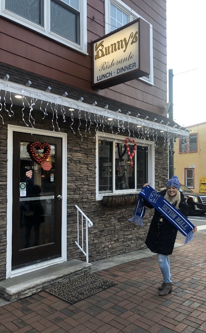 jml8682's tweet photo. Spent many hours at @BunnysSportsBar when I was at @SetonHall so it’s only fitting that I watched the game there today 💙⚔️ #HALLin #PiratePride #BlueRising #TrueBlueForSetonHall #ProudAlumni #HazardZetForward #MyOriginalHappyPlace https://t.co/hOKL2DGVHr