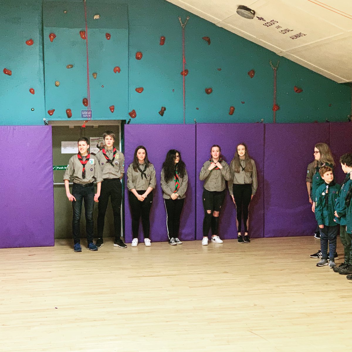 7thBScouts's tweet photo. Our @ScoutsScotland @FRscouts @7thBeechwood #YoungLeaders took over Bruce Troop on Friday!
They planned, organised and ran the night! Well done to all of them!
We are lucky to have them in our troop.
#SkillsForLife #YouthLed #BeechwoodScouts #SandTScouts https://t.co/fsuQxSZbSg