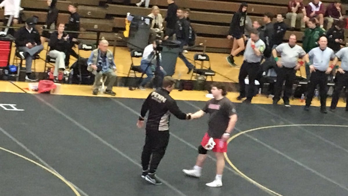 djhHimes's tweet photo. Proud Mom moment to see Andrew reach the championship round of Regional Wrestling. https://t.co/jvniNnjbm9