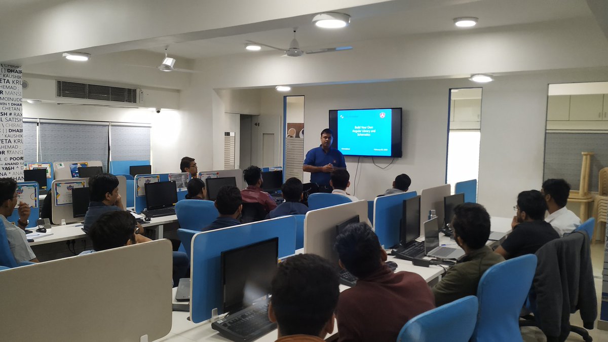 GDGAhmedabad's tweet image. Build your own #AngularLibrary event has started and we have @jinalshah999 and event is happening at @9series