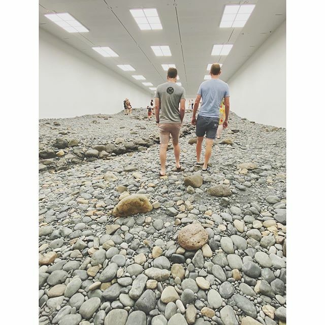 meelisej's tweet photo. Checking out the art gallery with mr Wynn and mr Wynn @qagoma https://t.co/hNvjhLyeNx