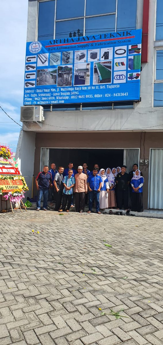 ConveyorMotor's tweet photo. #malamminggu #minggupagi #carfreeday #alumunium #aluminiumprofile #fabrikasi #rangkaaluminium #modularrack #mejakerja #conveyor #cnc #rangkamesin #bracket #siku #3dprinting #distributoraluminiumprofile #jualaluminiumprofile #nut #springnut #gusset https://t.co/6Pe22LOko4