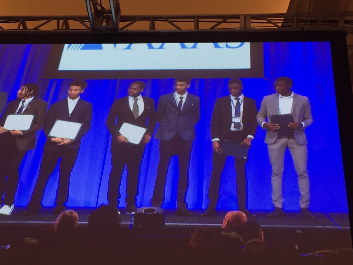Dr_SSwaid's tweet photo. Congrats to @PhilanderSmith for winning the second place in the 2020HBCU MAKING & INNOVATION SHOWCASE #2020ERN @UNCF https://t.co/a9dnMcwb3S
