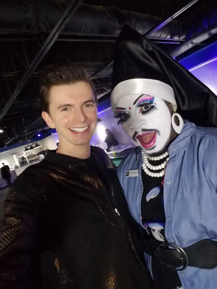 SusvaadVesha's tweet photo. Drag show in Mauldin of all places! Had a ton of fun!!!
#dragpageant
#clubepic https://t.co/O4O1ZQAfJ7