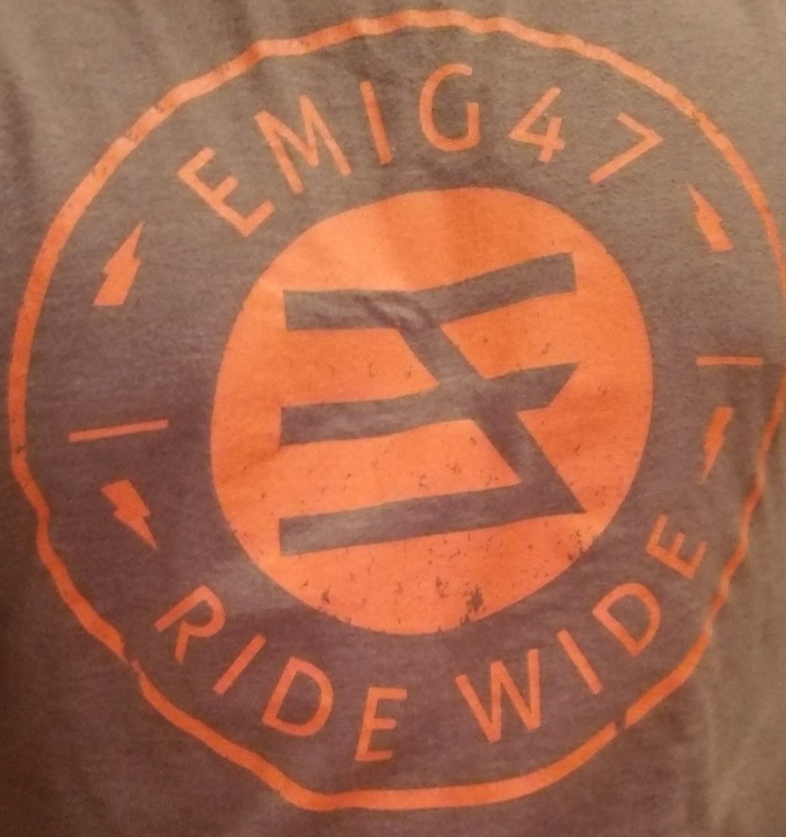 dxchristensen's tweet photo. Ready for @SupercrossLIVE from San Diego 2nite! Always been 'Team MC' so I always feel like a traitor rocking the @emig47 shirt, but it's such an AWESOME shirt... c'mon @JeremyMcGrath drop some SWEET logo shirts on us! #NacNac #RideWide #SupercrossLIVE https://t.co/ETBxO66Hwd